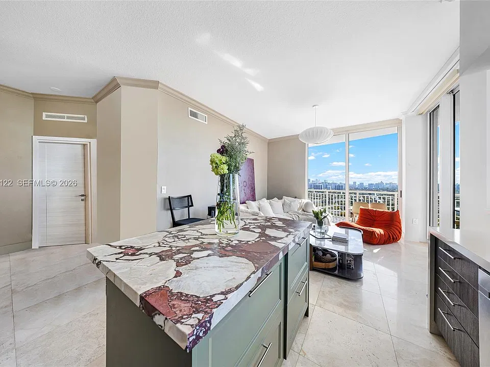 1745 E Hallandale Beach Blvd #2407W