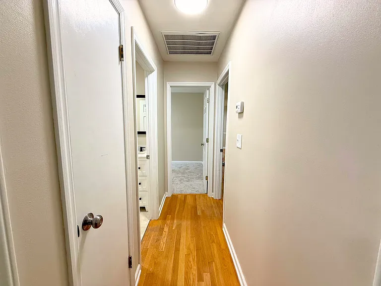 37 Carriage Dr — Photo 7