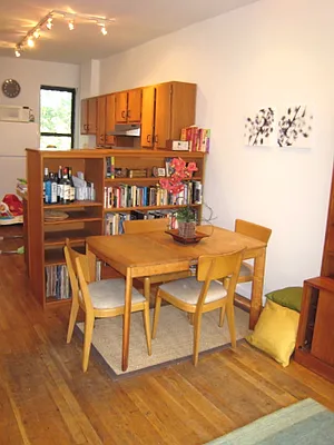 Sold by Garfield Realty  | media 16