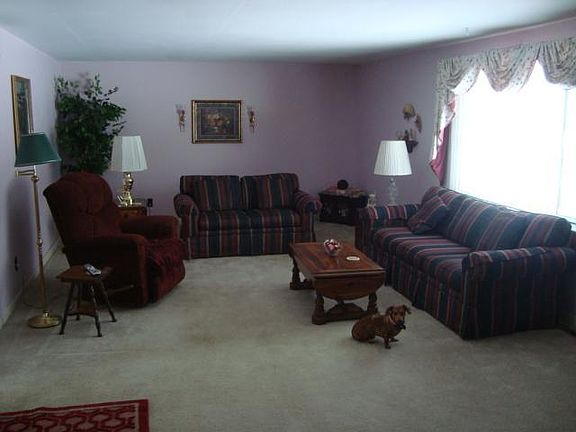 4th image of 4724 N Oakdale Dr