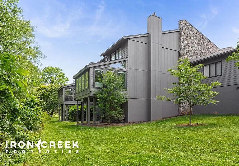 515 Crowfields Ln — Photo 29