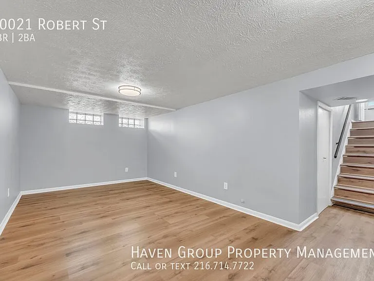 30021 Robert St — Photo 21