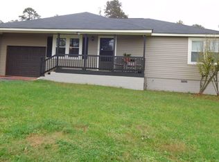 808 E Line St, Calhoun, GA 30701