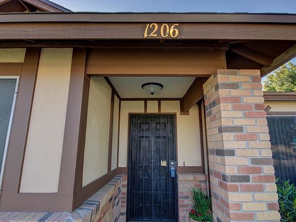 3rd image of 5135 E Evergreen St Unit 1206