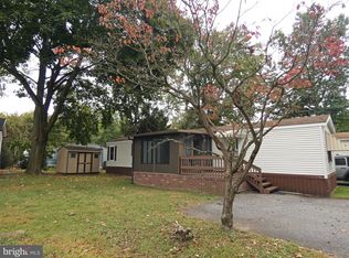 1 Victory Ave TRLR 55, Pennsville, NJ 08070