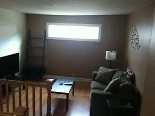 Sheffield 2643 - Living room2_01222015