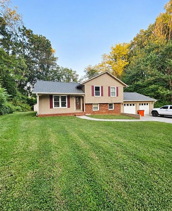 1st image of 173 Pebblestone Rd