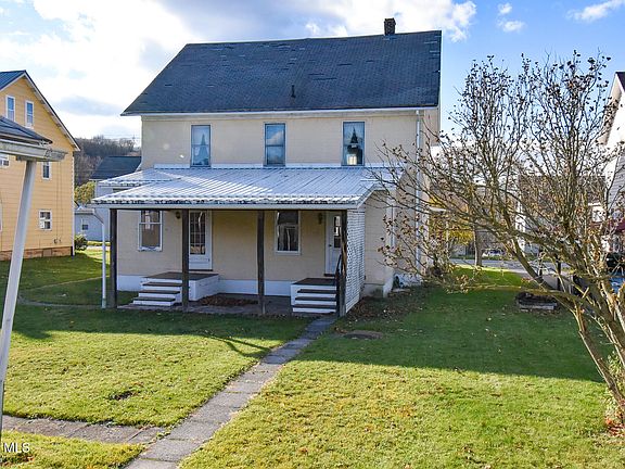 4th image of 1094 Forest Hills Dr