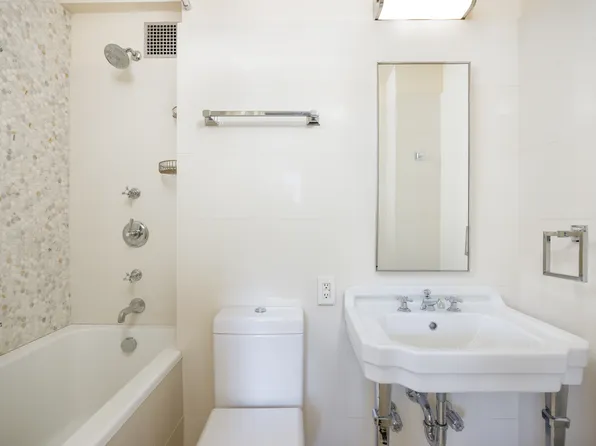 870 5th Avenue image 11 of 13