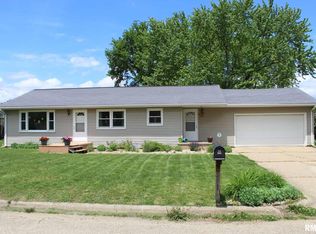 615 Marcia St, Henry, IL 61537