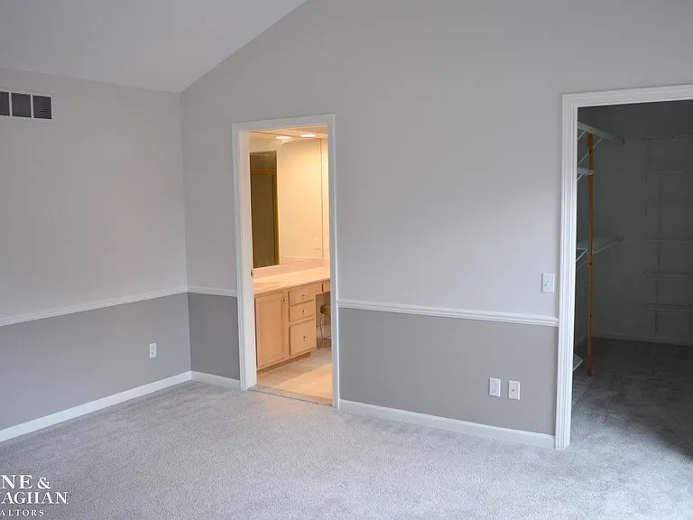 860 Neff Rd — Photo 7