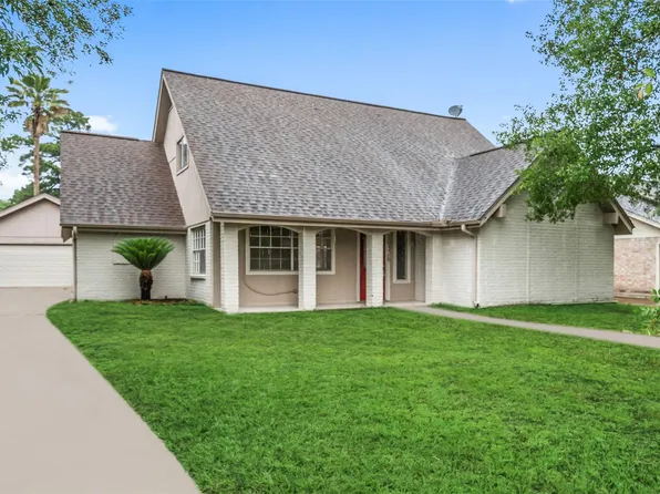 10326 Greencreek Dr, Houston, TX 77070