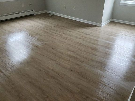 3rd image of 36 Norfolk St #2