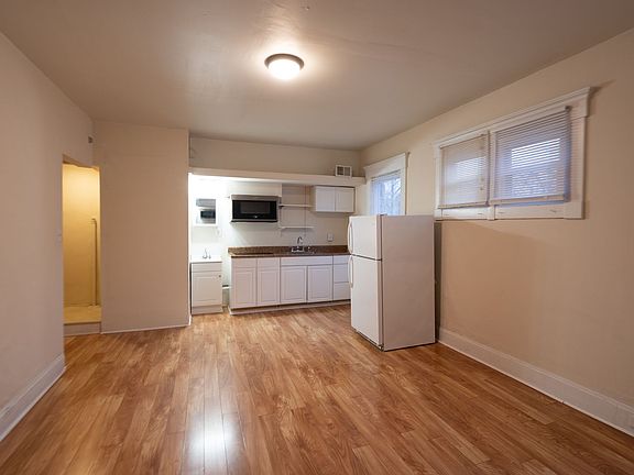 5th image of 1456 Neil Ave APT 3A