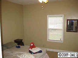 2nd image of 1714 Unity Dr