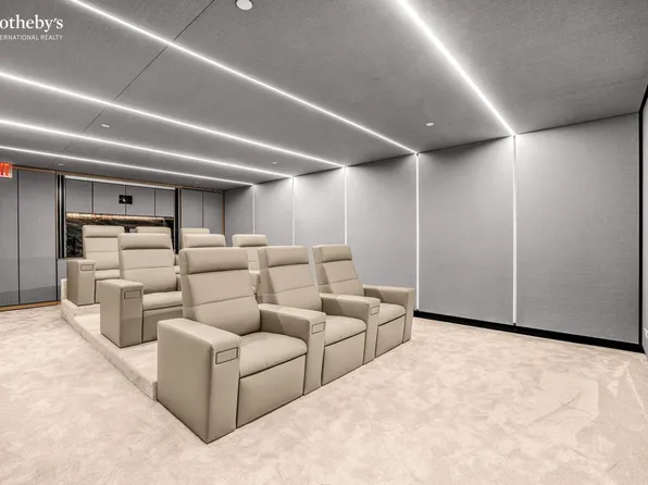 125 Greenwich Street image 19 of 23