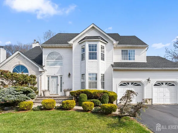 35 Trish Ct, Old Bridge, NJ 08857