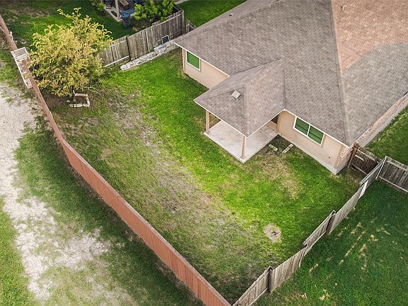3rd image of 11409 Satchel Dr