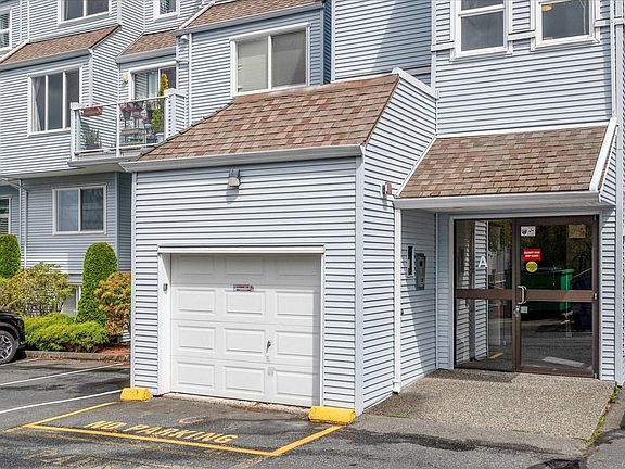 4th image of 6231 Blueback Rd #215A
