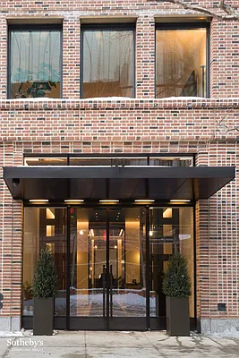 Rented by Sotheby's International Realty | media 22