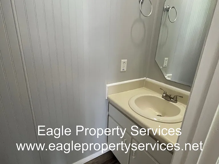 2200 Raintree Way #2215 — Photo 8