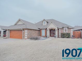 3413 SE 31st Pl, Moore, OK 73165