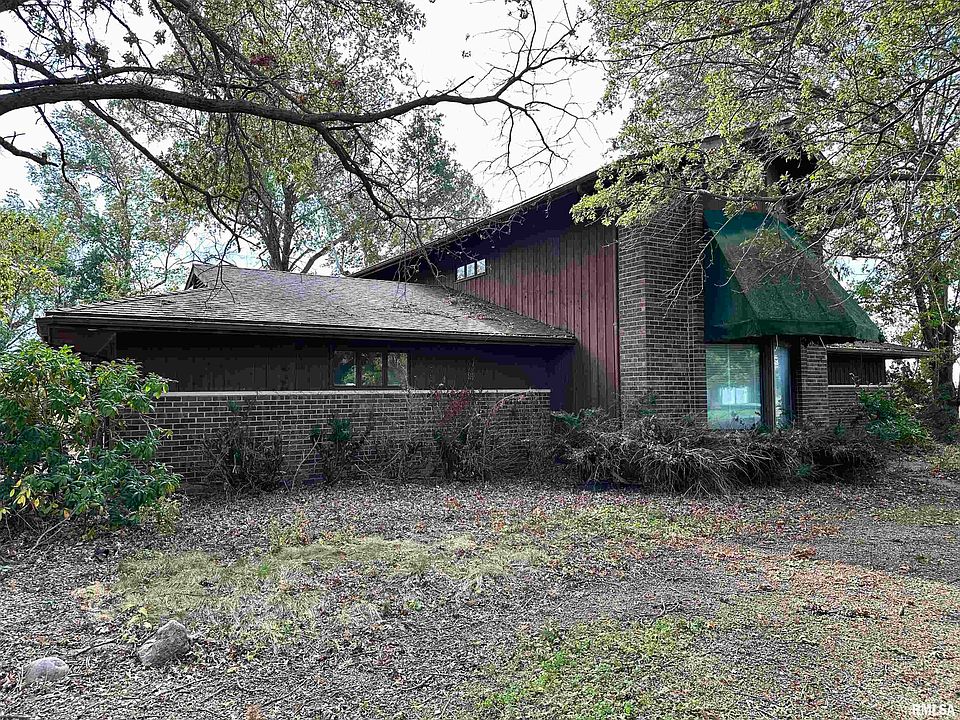 107 Fairway Dr, Blandinsville, IL 61420 Zillow