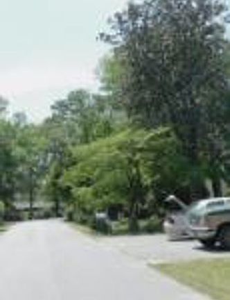 3rd image of 11725 Elmwood Ln