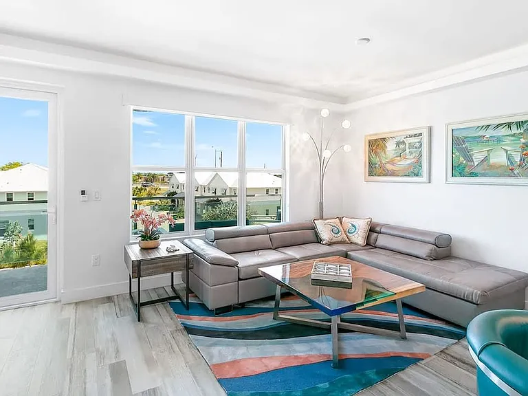 202 Ivory Coral Ln — Photo 10
