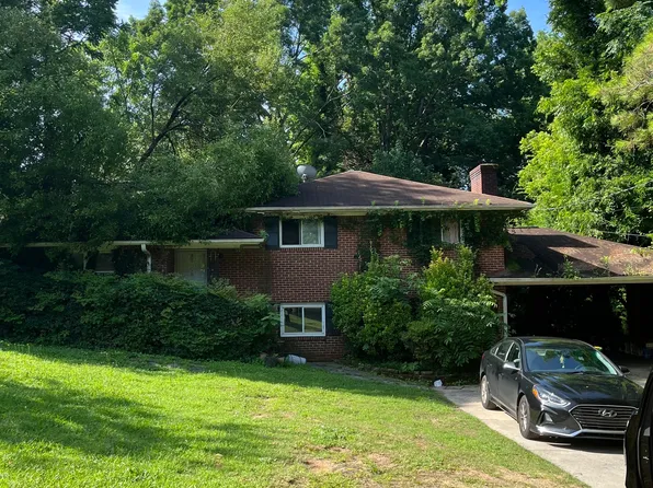 715 Catherine St, Forest Park, GA 30297