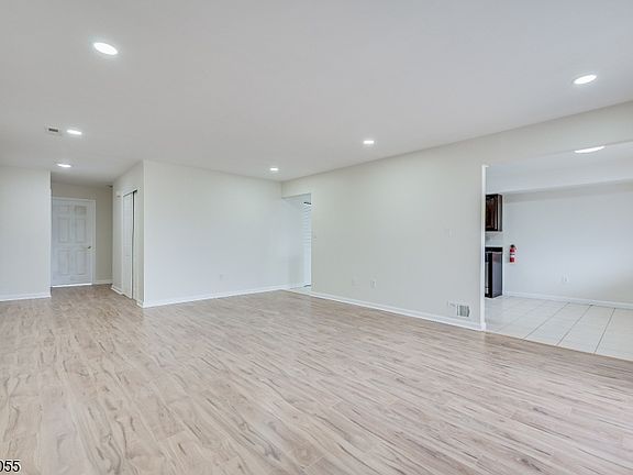 4th image of 1314 Edison Glen Ter
