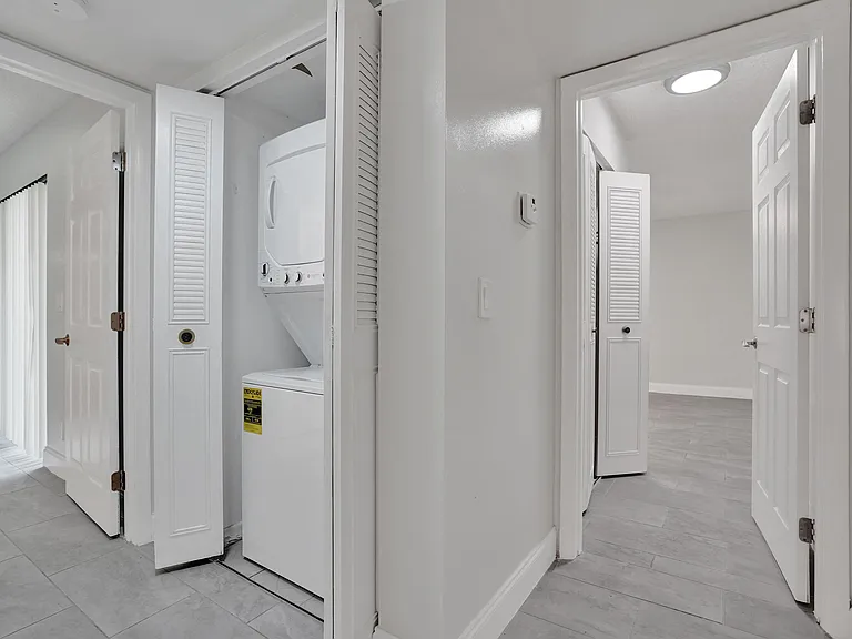4260 Village Dr #D — Photo 14