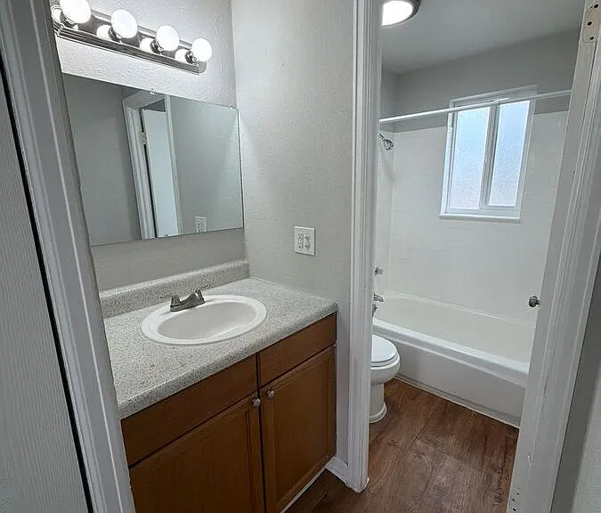 1463 Macon St #304 — Photo 4