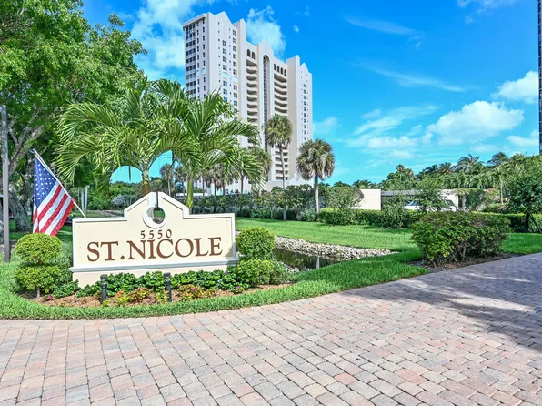 5550 Heron Point Dr, Naples, FL