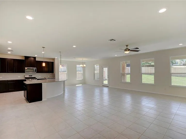 3105 Maurine Dr — Photo 10