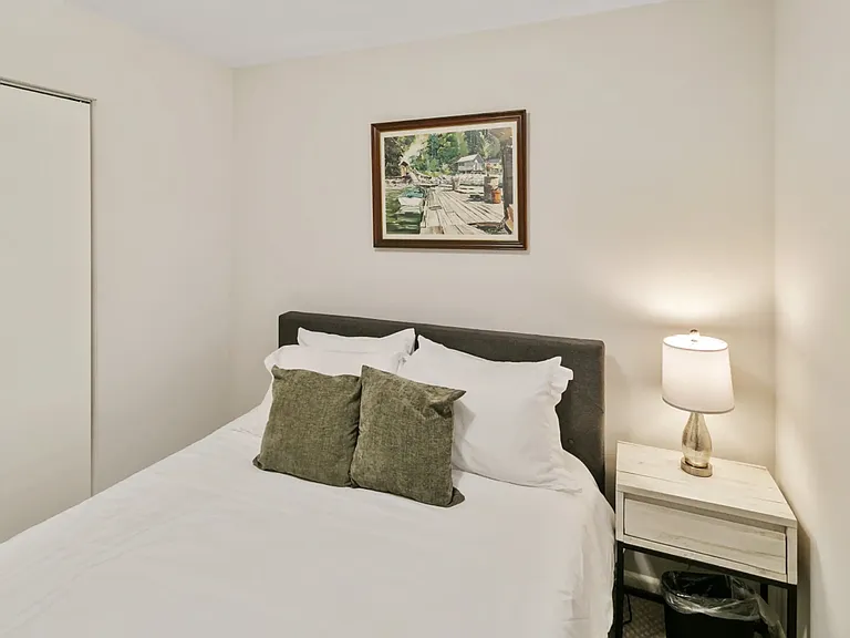 15647 W Birchwood Ln — Photo 25