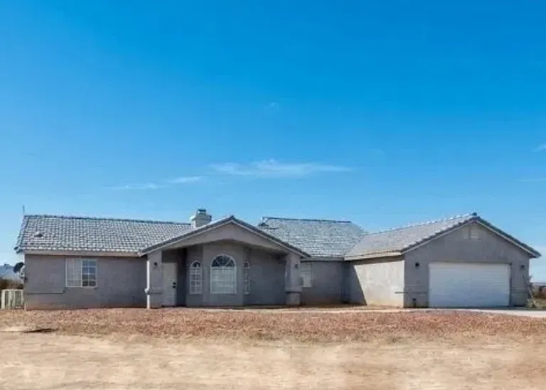 5126 Homestead Rd — Photo 1