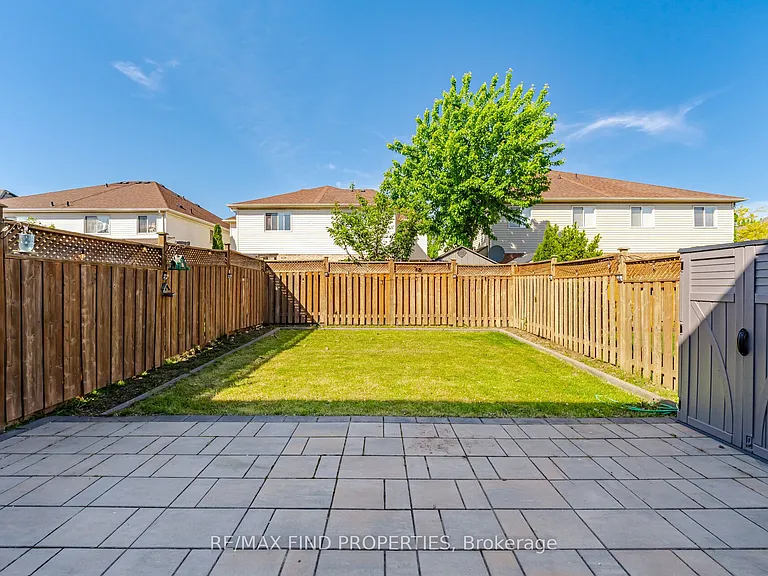 75 Harris Blvd — Photo 48