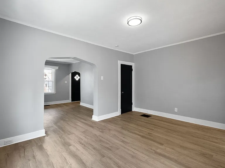 1712 Amanda St — Photo 17