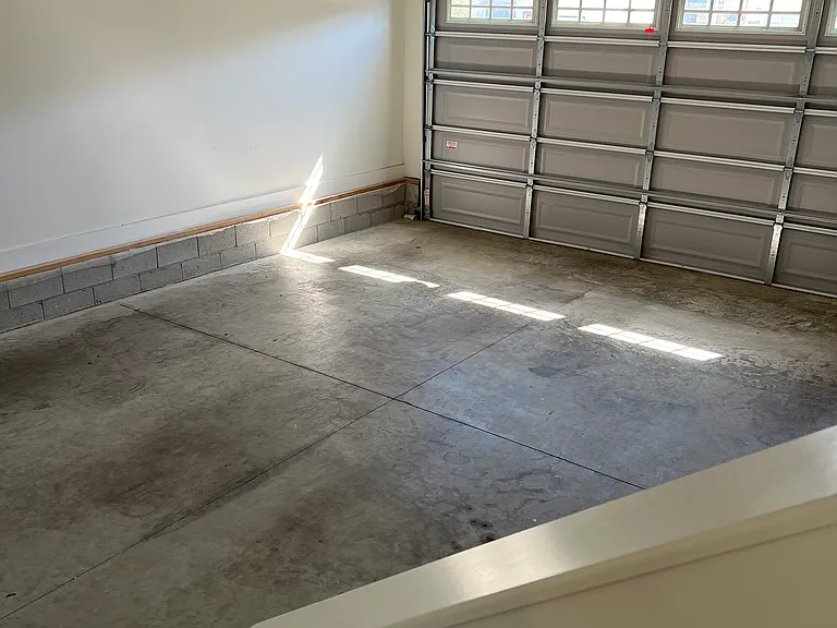 1213 Keller Ave — Photo 3