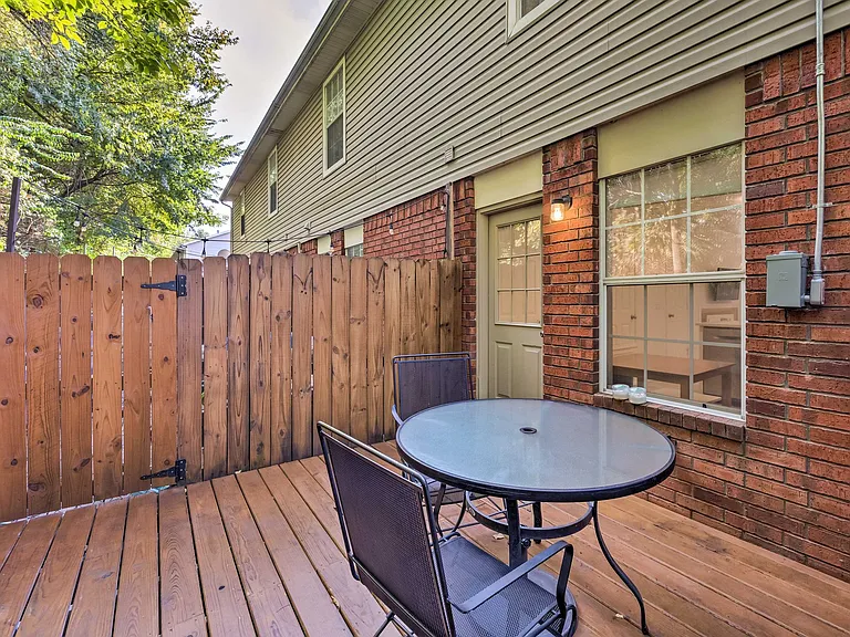1128 N Iron Horse Dr — Photo 25