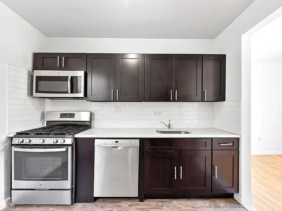 1st image of 133 Edgecombe Ave #5E