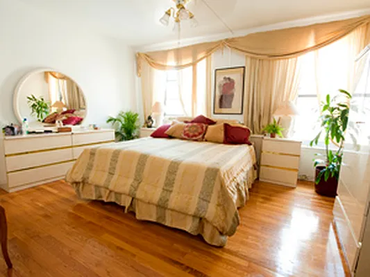 Sold by Aguayo & Huebener Brooklyn | media 22