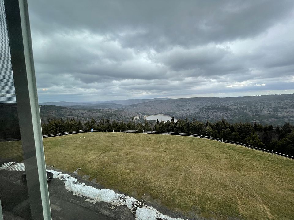 1st image of 75 Mountain Lodge Ln #372