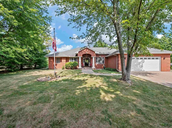 16202 N Centerville Rd, Edelstein, IL 61526