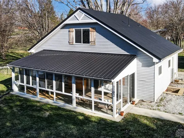 1182 Boyd Rd, Xenia, OH 45385