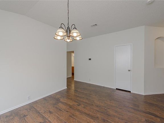 5th image of 1112 Wintercreek Dr