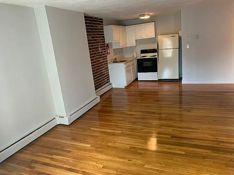 130 Emerson St #40 — Photo 2