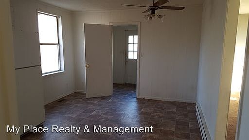 2nd image of 2826 Sparrow Dr