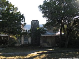 325 Angel Dr, Lakehills, TX 78063